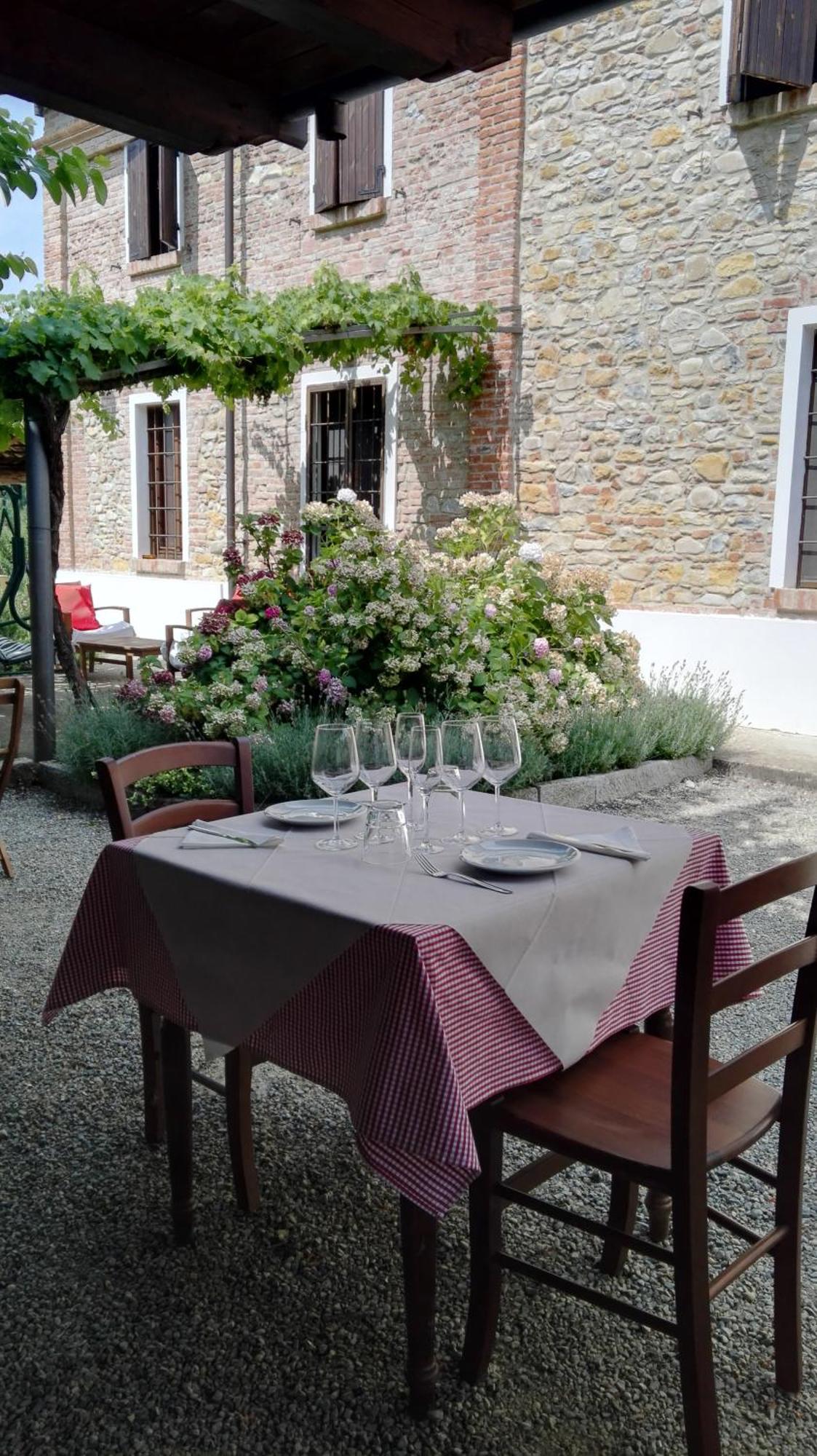 Agriturismo Casa Garello Salice Terme Bagian luar foto