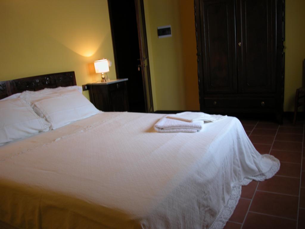 Agriturismo Casa Garello Salice Terme Ruang foto